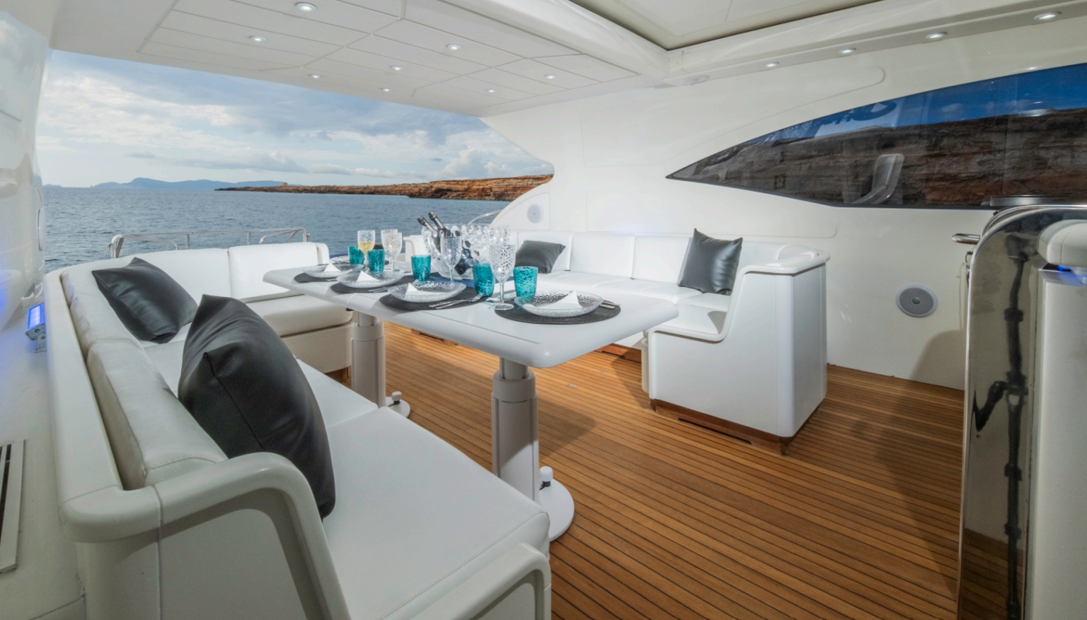 Mangusta 72 - Lukas
