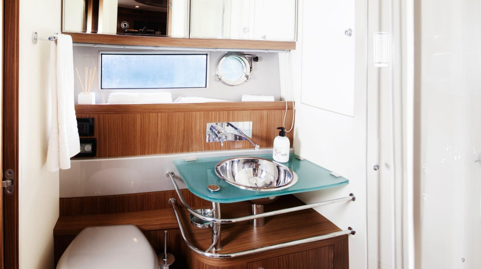 Riva Rivale 52 - Invictus