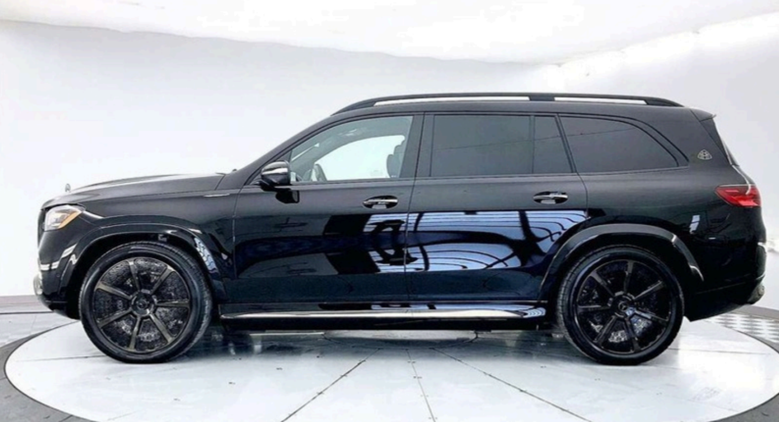Mercedes GLS600 Maybach 3