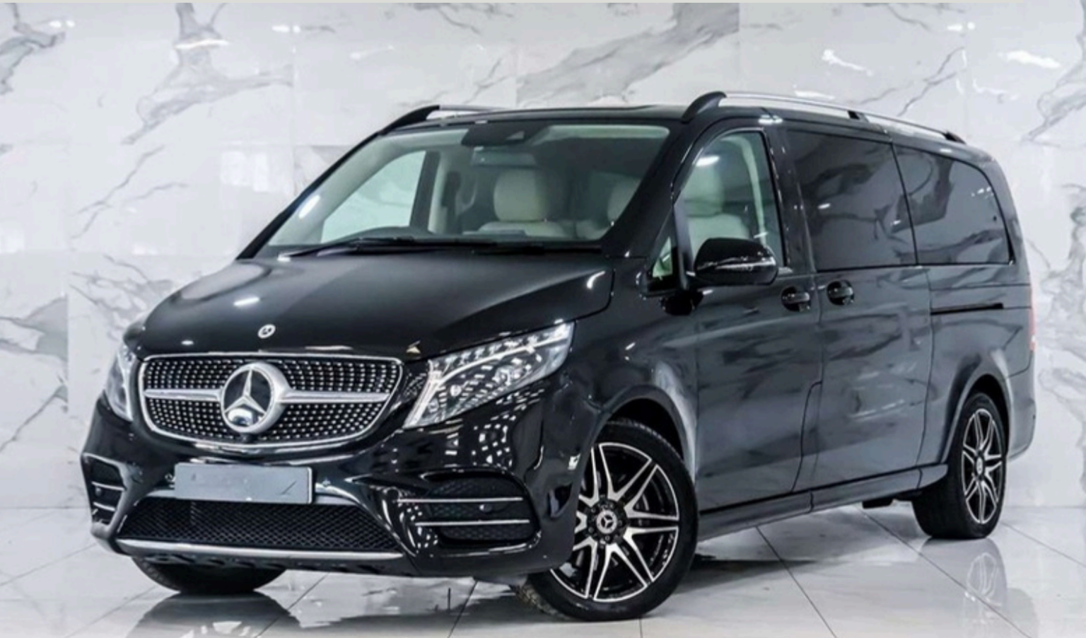 Mercedes V-Class AMG 2