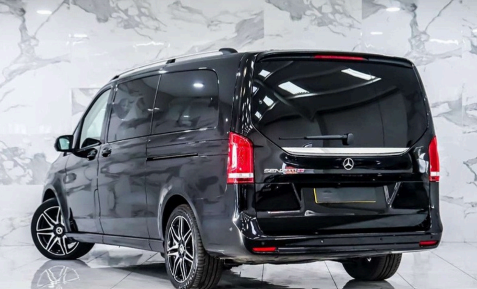 Mercedes V-Class AMG 3