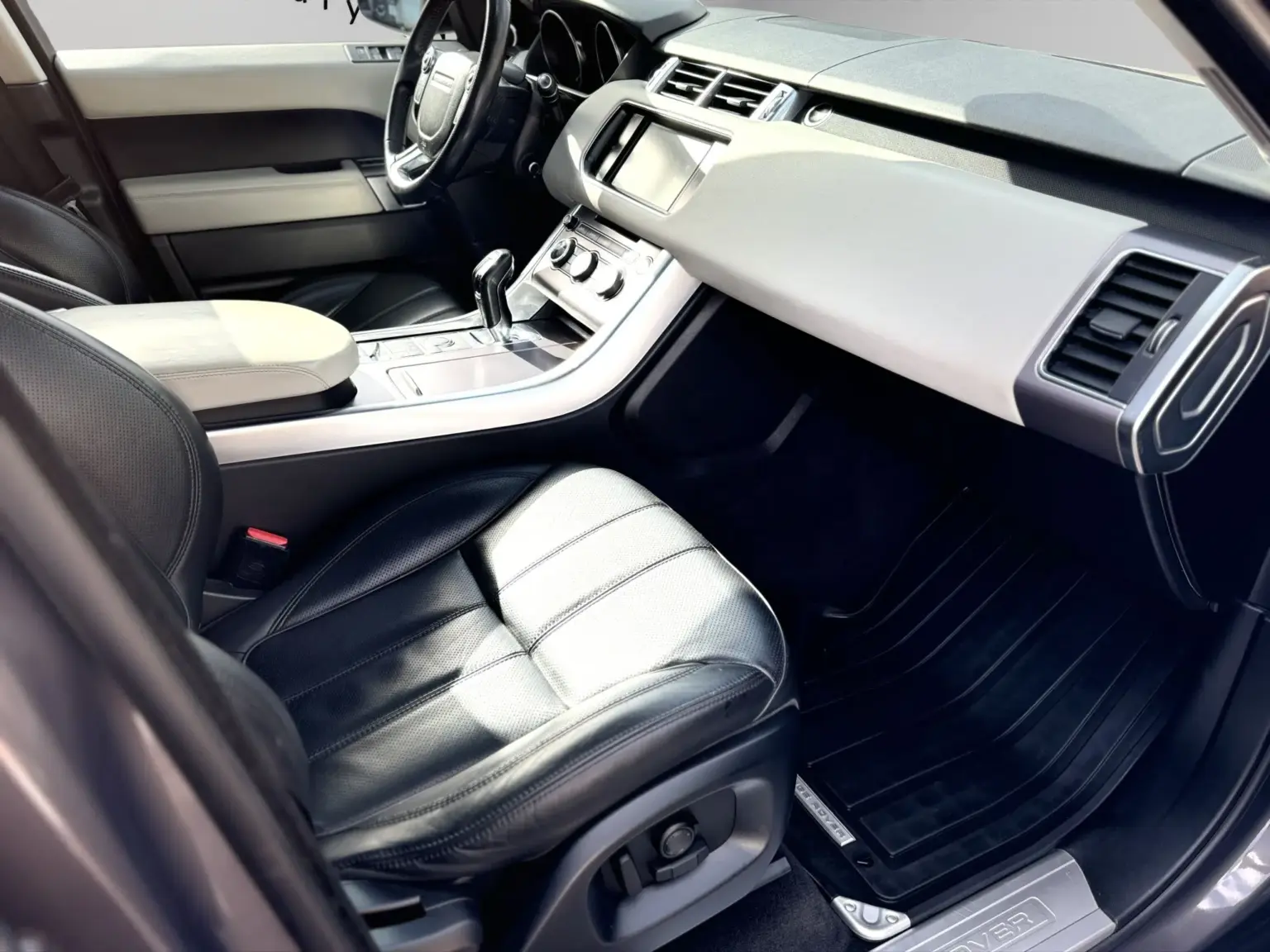 Rangerover Sport Hse
